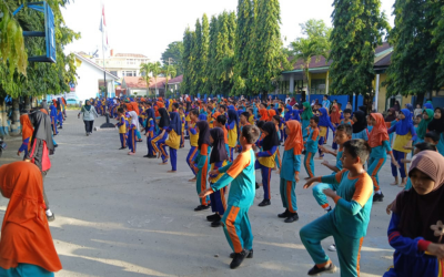 Gerakan Senam Anak Indonesia Hebat Diikuti Seluruh Peserta Didik  di SD Negeri 77 Kota Bengkulu dengan Penuh Semangat!